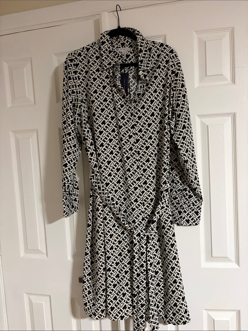 Tommy Hilfiger Black and White Geometric Long Sleeve Shirt Dress with tag